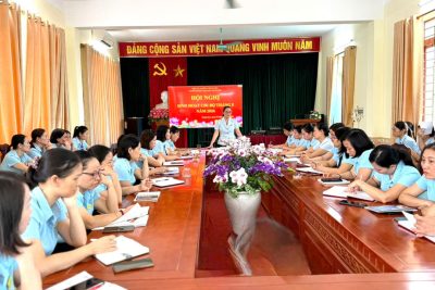 CHI BỘ TRƯỜNG MẦM NON TRUNG SƠN TỔ CHỨC HỘI NGHỊ SINH HOẠT THƯỜNG KỲ THÁNG 8/2026