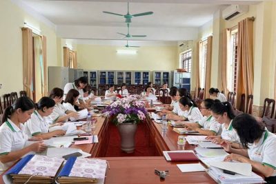 CHI BỘ TRƯỜNG MẦM NON TRUNG SƠN HOÀN THÀNH RÀ SOÁT, CHỈNH LÝ HỒ SƠ ĐẢNG VIÊN